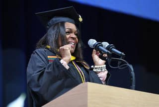 Student Speaker Demeeta Hulett at the SNHU 2022 Commencement