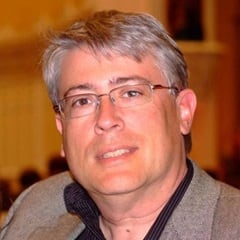 Dr. Gary Savard, senior associate dean of computer science at SNHU.