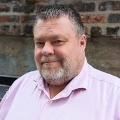 Frank Sennett, a fiction instructor in the SNHU online MFA in Creative Writing program.