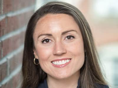 Gina Cravedi, the director of student experience operations at SNHU, who also earned her online MBA in project management from SNHU in 2018.