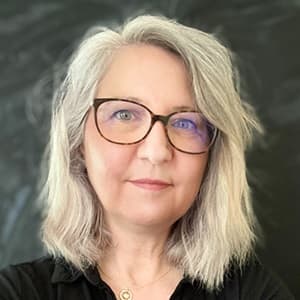 Jenn Monroe, adjunct faculty member and team lead in SNHU's online master's in English program