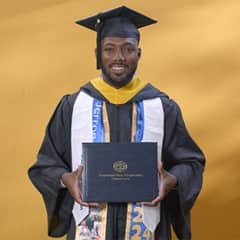 Jerron Trice ‘24, SNHU graduate with a bachelor's in business administration.