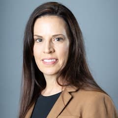 Dr. Jessica Rogers, senior associate dean of business programs at SNHU.