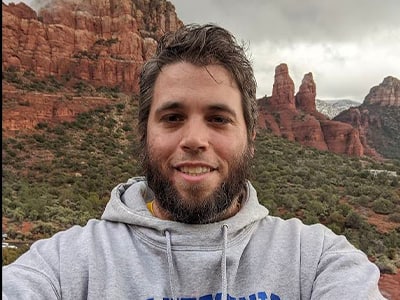 Dr. Jonathan Davis, an adjunct instructor in SNHU's online bachelor's in geosciences program.