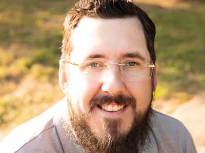 Michael Richards, who earned his online bachelor's in computer science with a concentration in software engineering from SNHU in 2022. 