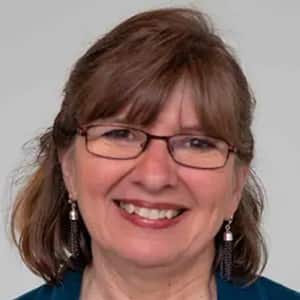 Mona Stephens, SNHU's associate dean of business programs.