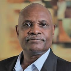 Rodney Royster, cybersecurity instructor at SNHU.