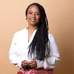 Dr. Roseina Britton, a clinical mental health counseling faculty member at SNHU.