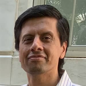 Sal Sadiq, an adjunct instructor in SNHU's online master's in finance program.