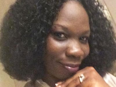 Shauna Irvin Roberson, who earned her MS in psychology from SNHU in 2021.