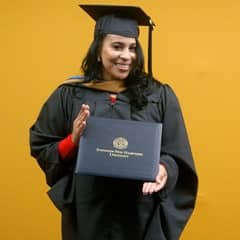 Sheralyn Hernandez, a 2025 MBA in Healthcare Management graduate from SNHU.