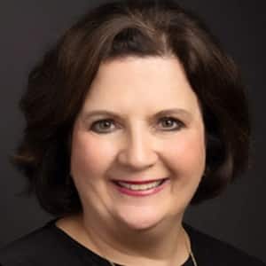 Dr. Susan McKenzie, senior associate dean of SNHU's online STEM programs.