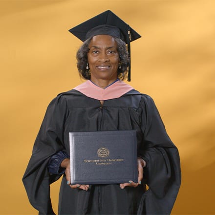 Wanda Edwards, a 2024 SNHU graduate who earned her master's degree in public health.